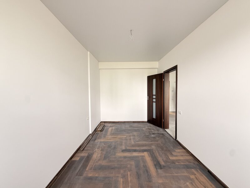 Popesti-Leordeni  Apartament 2 camere - curte 38 mp ideal investitie